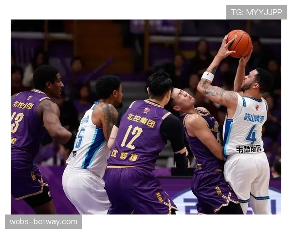 北控双后卫连线建立早期优势 里勒关键上篮回应天津末节反扑